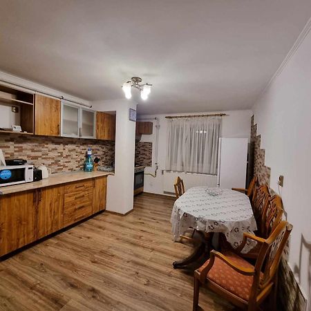 Lovely 2 Bedrooms Flat Cornelia- Central Corabia Экстерьер фото