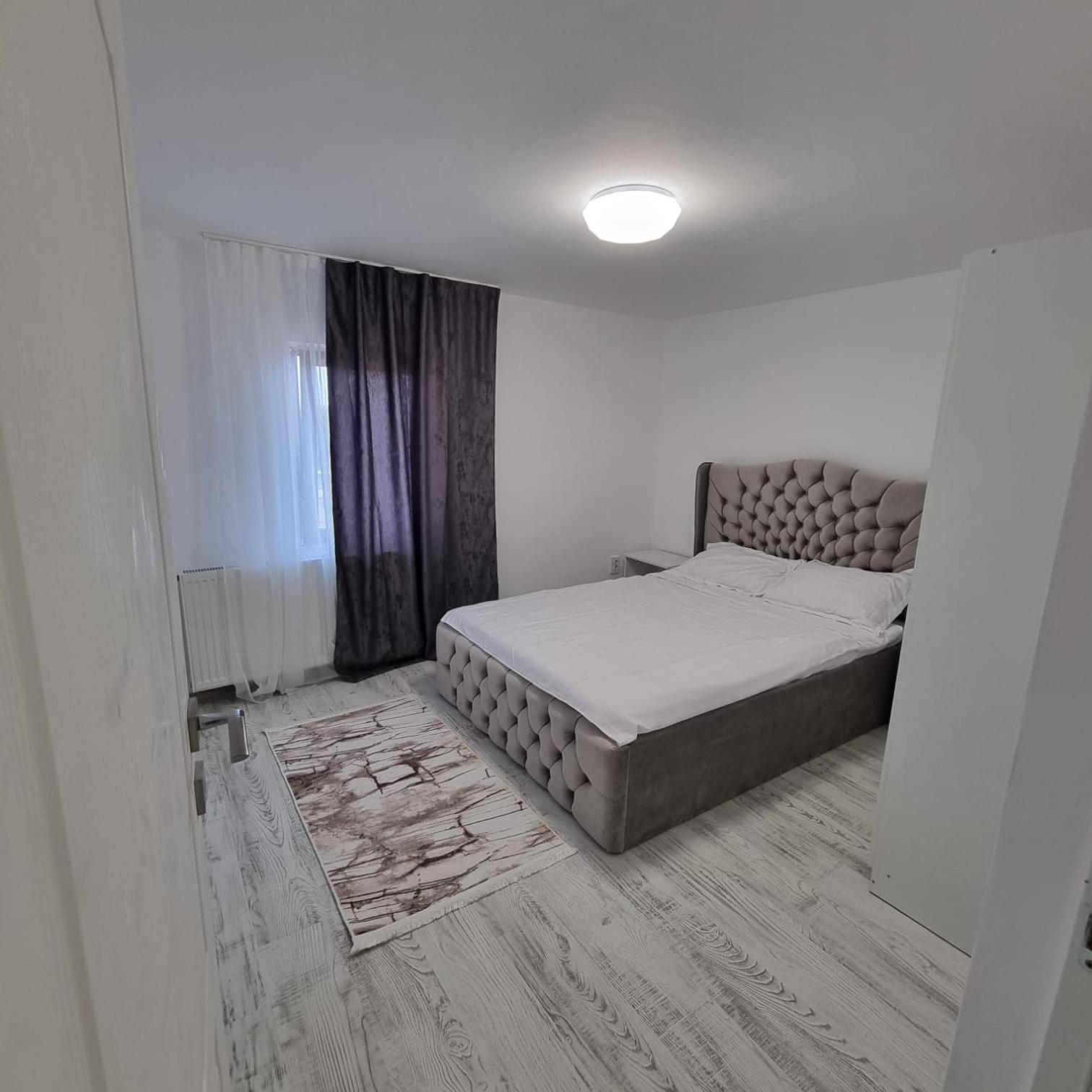 Lovely 2 Bedrooms Flat Cornelia- Central Corabia Экстерьер фото